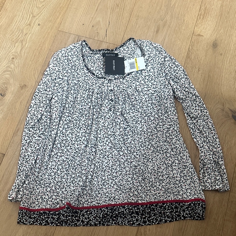 Ellen Tracy Black and White Floral Blouse with Red Trim M NWT